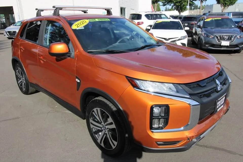 2020 Mitsubishi Outlander - Image 7 of 15
