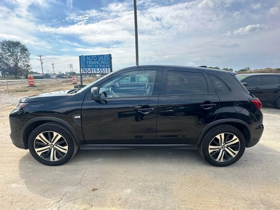 2020 Mitsubishi Outlander - Image 4 of 12