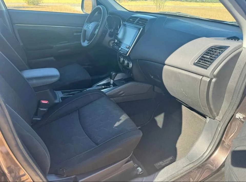 2020 Mitsubishi Outlander - Image 9 of 9