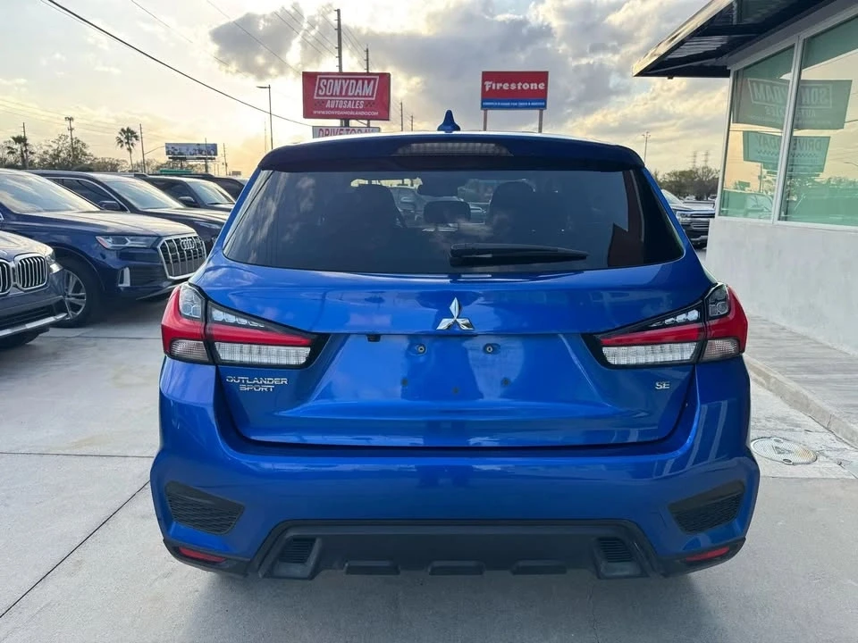 2020 Mitsubishi Outlander - Image 4 of 20