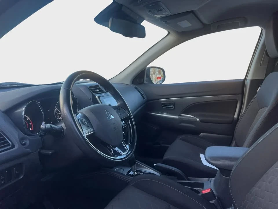 2020 Mitsubishi Outlander - Image 10 of 10