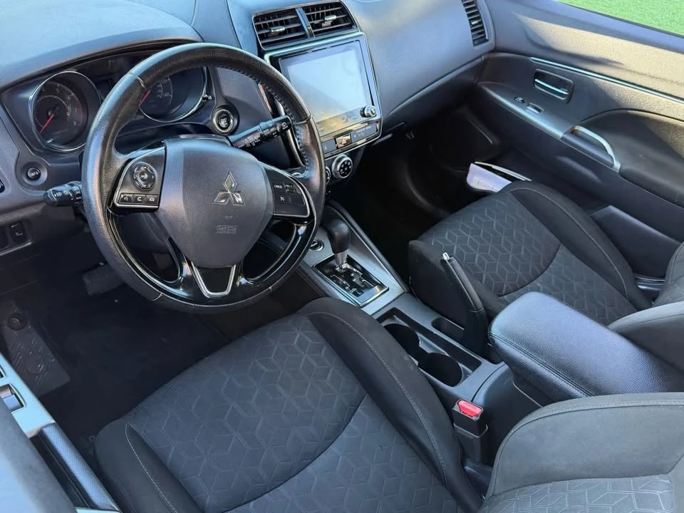 2020 Mitsubishi Outlander - Image 14 of 14