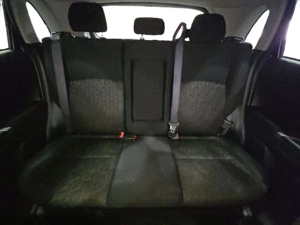 2020 Mitsubishi Outlander - Image 13 of 19