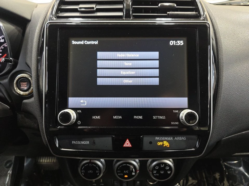 2020 Mitsubishi Outlander - Image 12 of 19