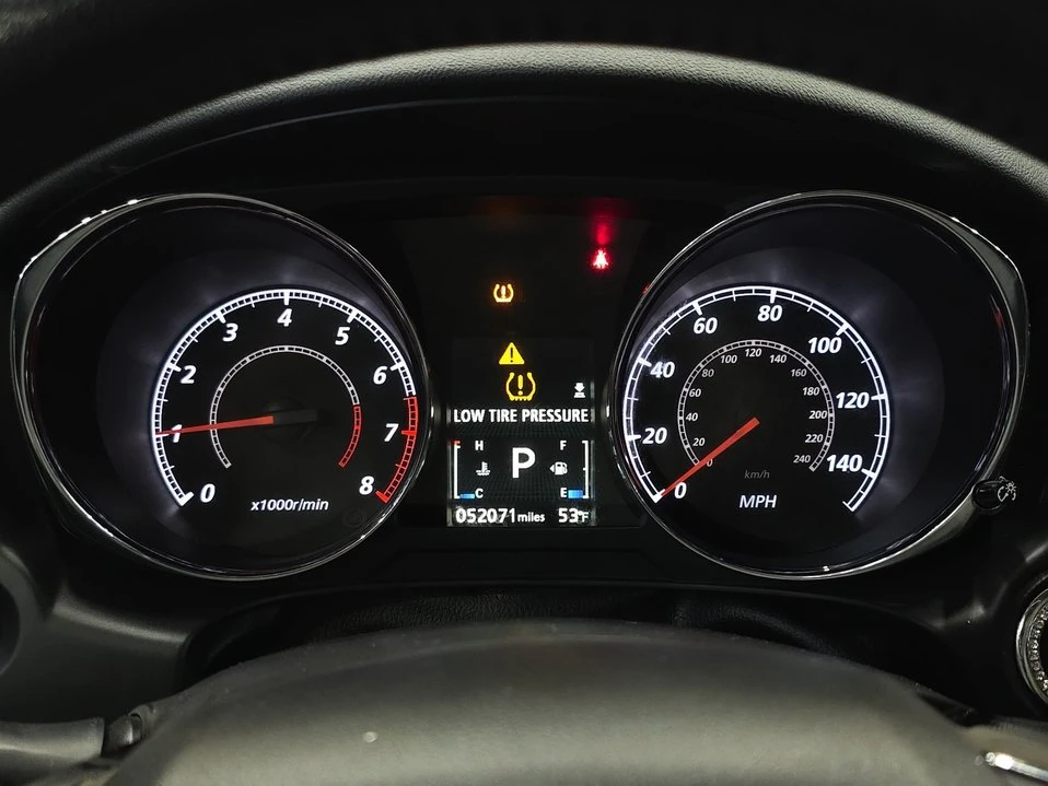 2020 Mitsubishi Outlander - Image 14 of 19