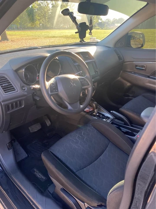 2020 Mitsubishi Outlander Sport - Image 8 of 9
