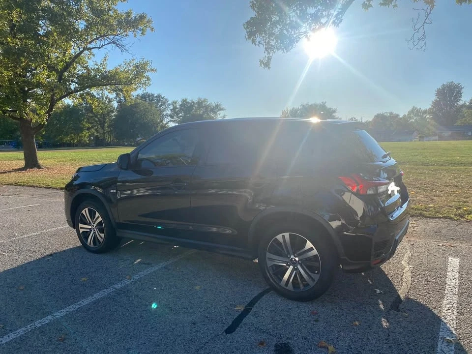 2020 Mitsubishi Outlander Sport - Image 5 of 9