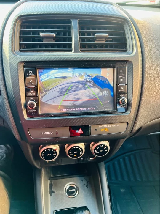 2020 Mitsubishi Outlander - Image 11 of 14