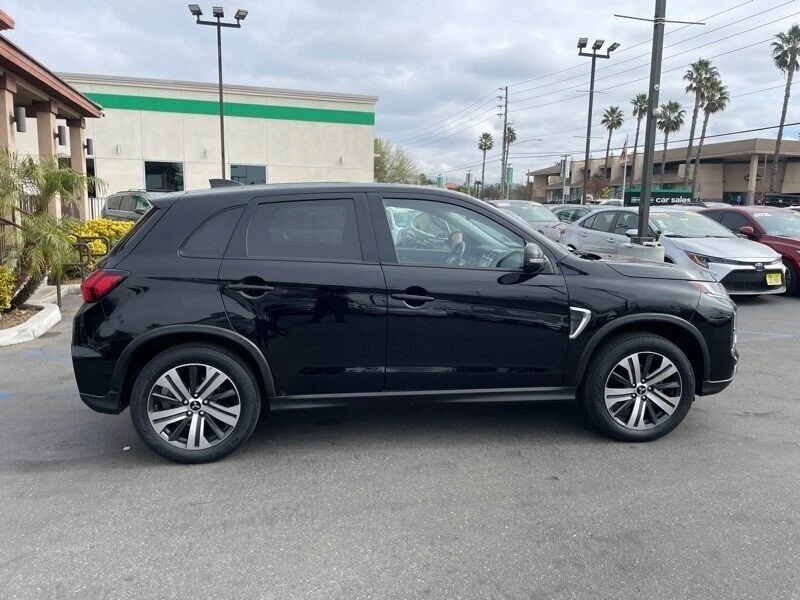 2020 Mitsubishi Outlander - Image 11 of 20