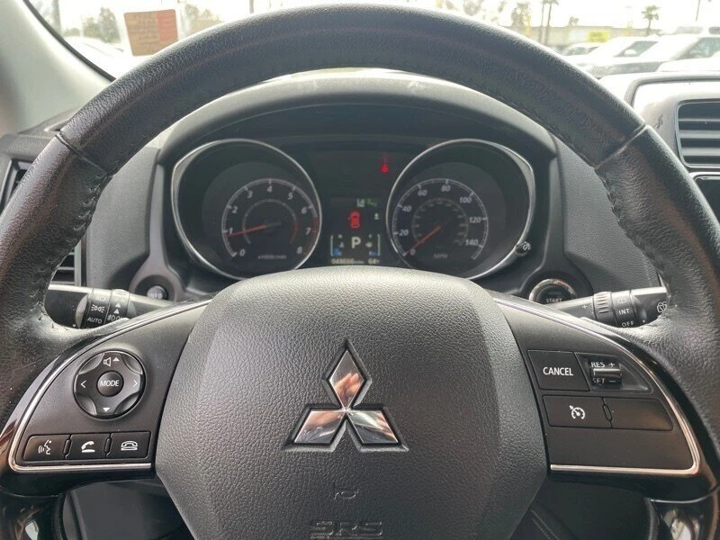 2020 Mitsubishi Outlander - Image 19 of 20