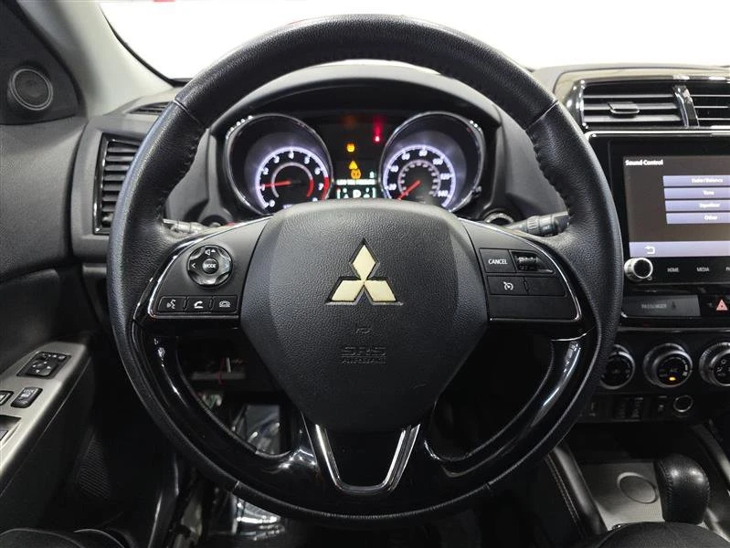 2020 Mitsubishi Outlander - Image 11 of 14