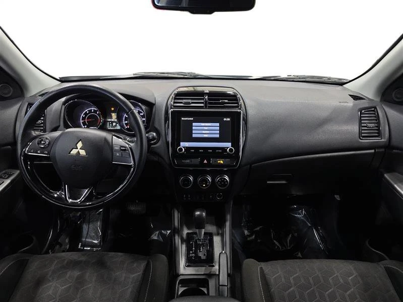 2020 Mitsubishi Outlander - Image 10 of 14