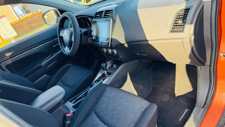 2020 Mitsubishi RVR - Image 8 of 15