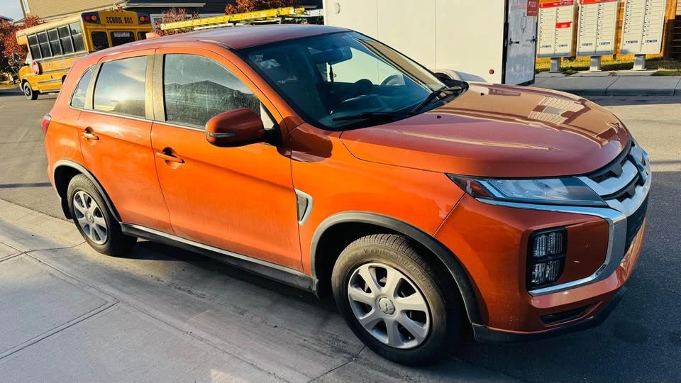 2020 Mitsubishi RVR - Image 2 of 15