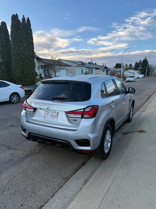 2020 Mitsubishi RVR - Image 5 of 14