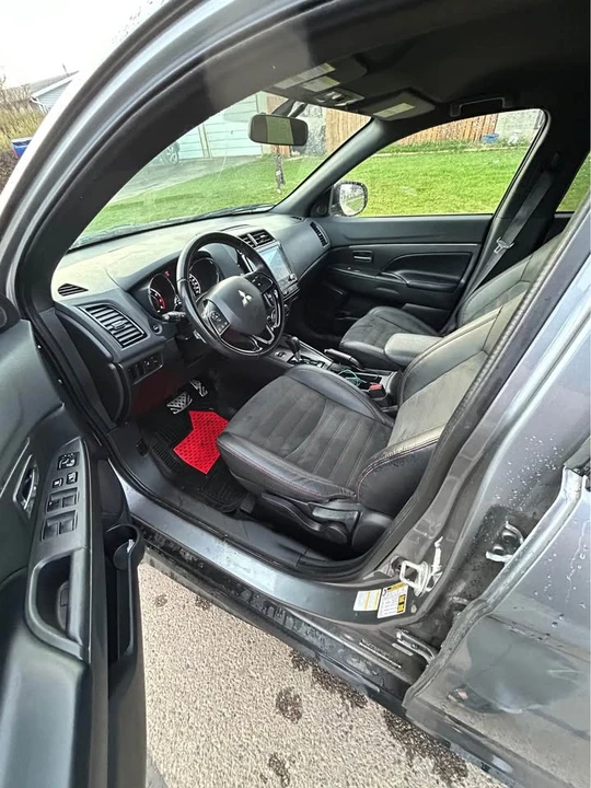 2020 Mitsubishi RVR - Image 7 of 12