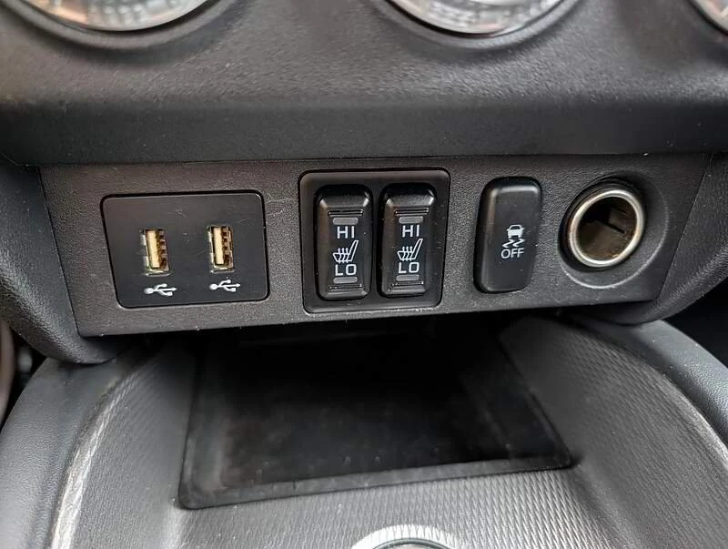 2020 Mitsubishi RVR - Image 9 of 11