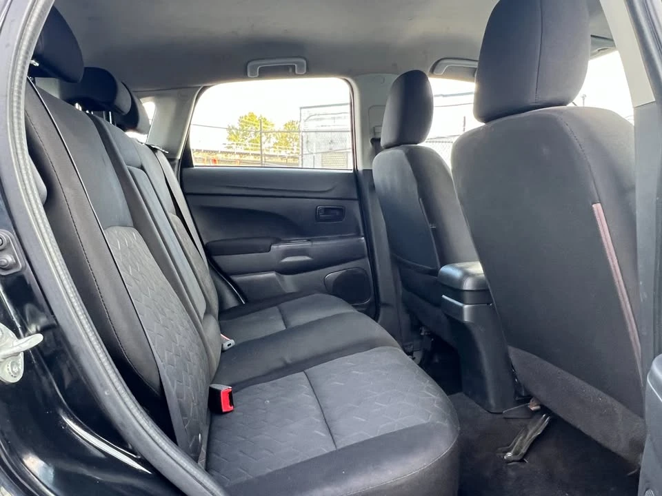 2020 Mitsubishi RVR - Image 10 of 20
