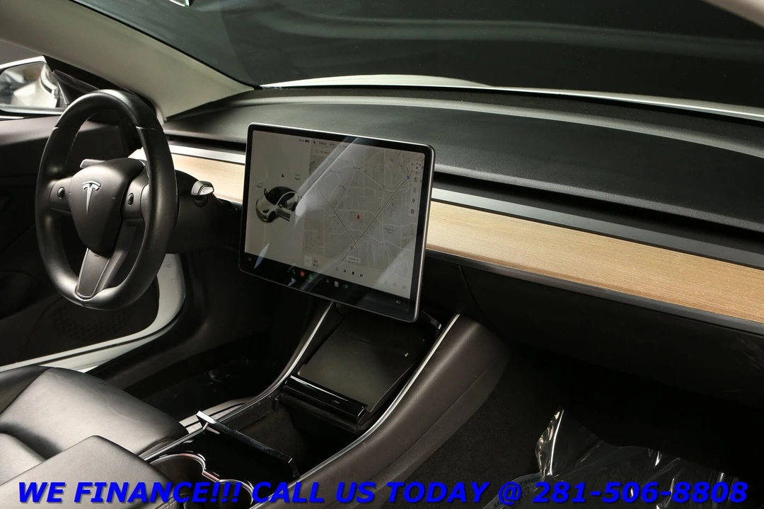 2020 Tesla Model 3 - Image 19 of 21