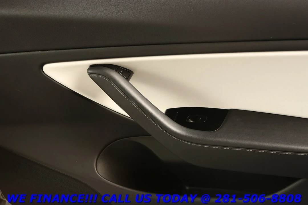 2020 Tesla Model 3 - Image 19 of 21
