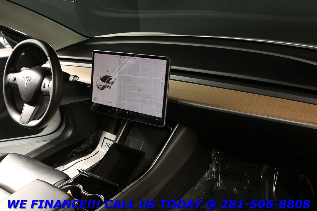 2020 Tesla Model 3 - Image 19 of 21
