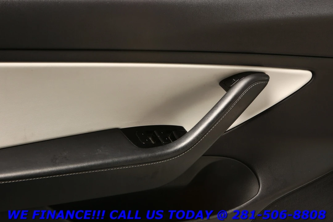 2020 Tesla Model 3 - Image 9 of 21
