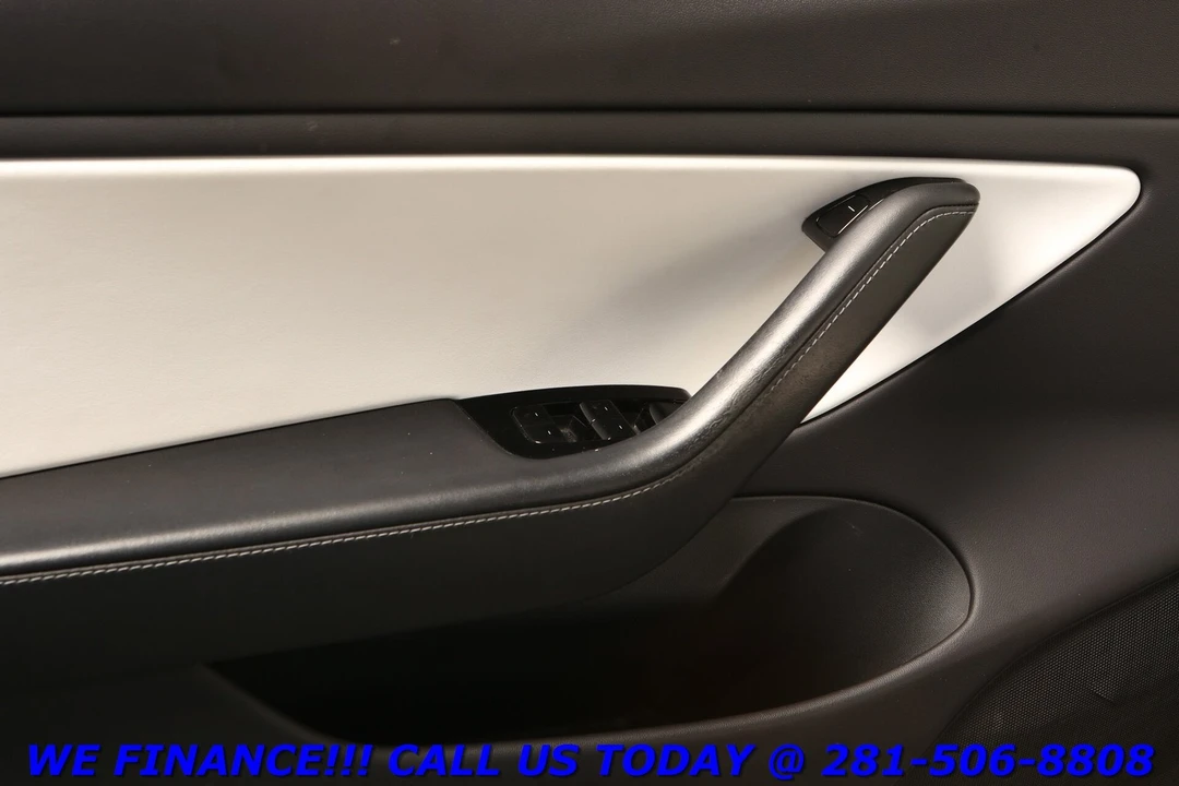2020 Tesla Model 3 - Image 9 of 21