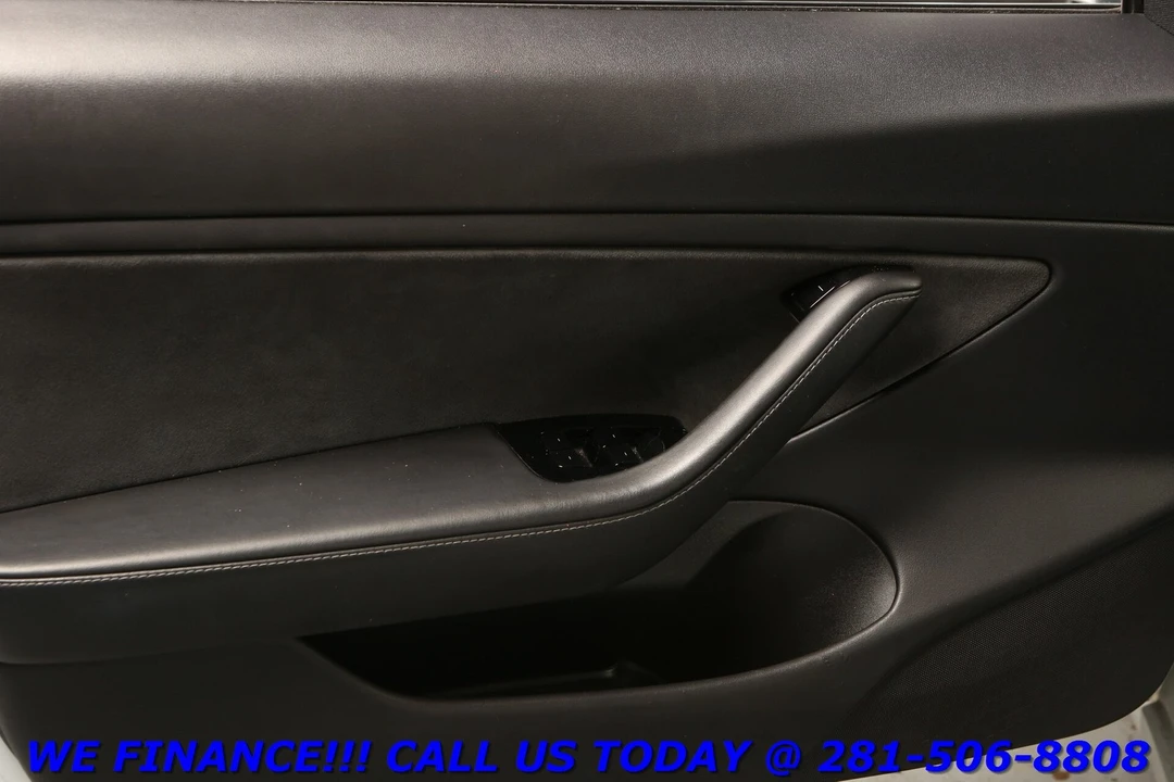 2020 Tesla Model 3 - Image 9 of 21