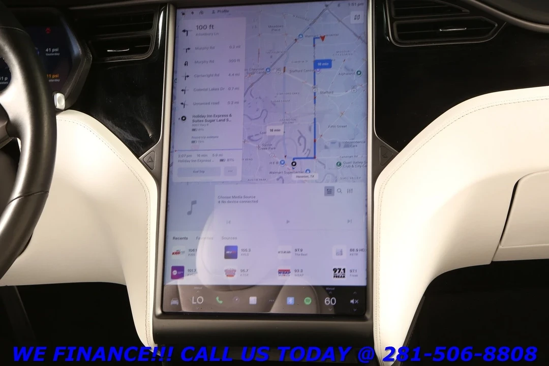 2020 Tesla Model X - Image 15 of 21