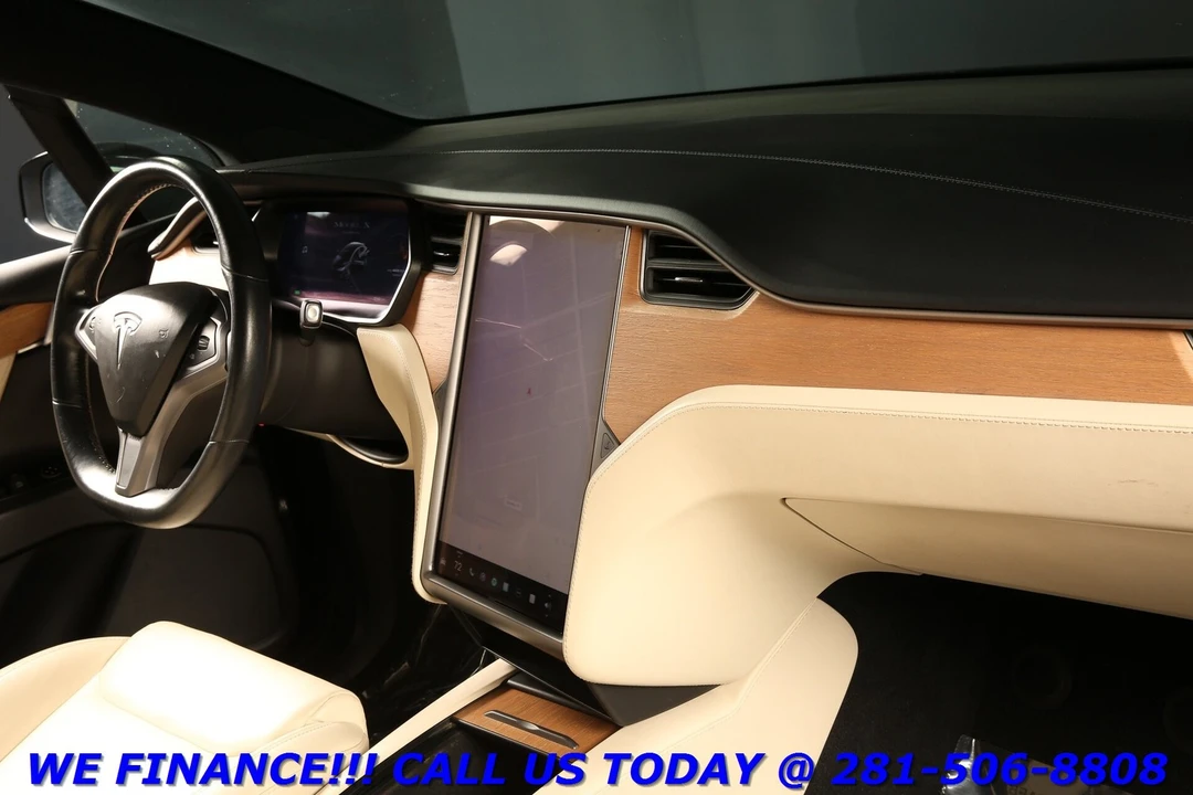 2020 Tesla Model X - Image 18 of 21