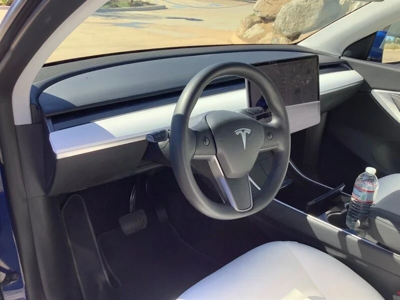 2020 Tesla Model Y - Image 21 of 21