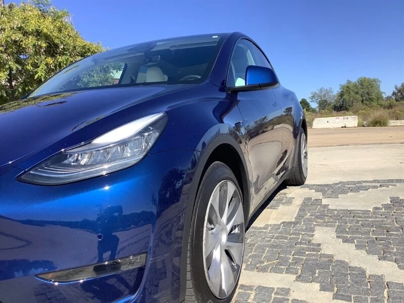 2020 Tesla Model Y - Image 8 of 21
