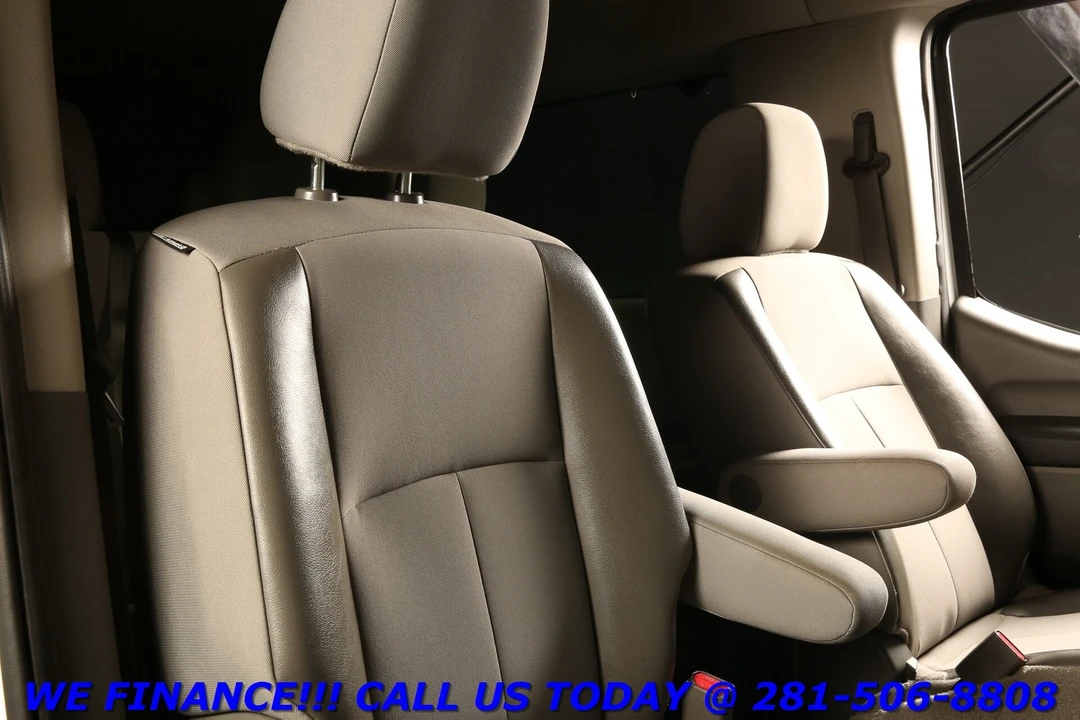 2020 Nissan NV3500 - Image 19 of 21