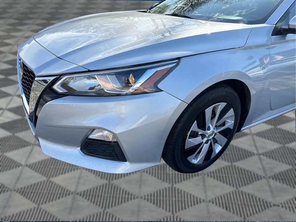2020 Nissan Altima 6th Gen - Image 12 of 20