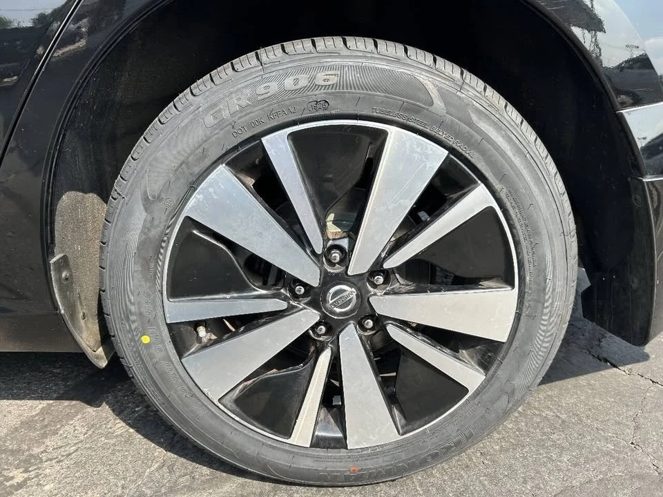 2020 Nissan Altima 6th Gen - Image 17 of 17
