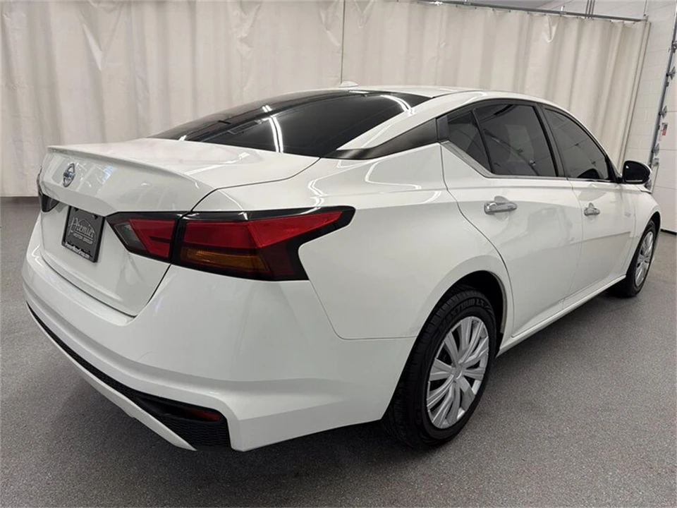 2020 Nissan Altima 6th Gen - Image 5 of 16