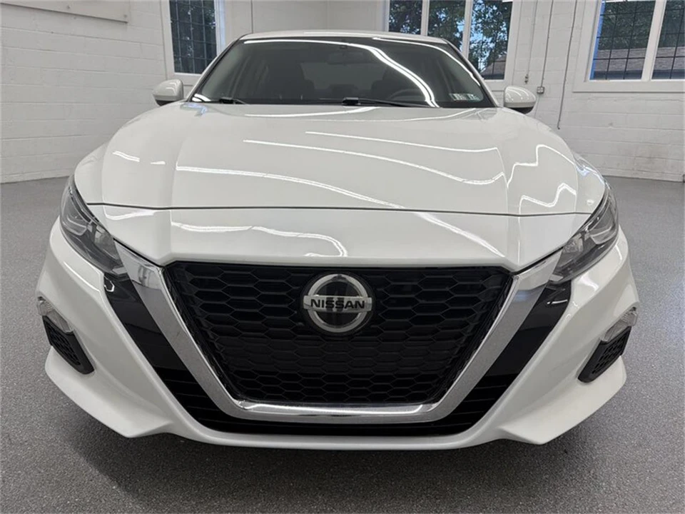 2020 Nissan Altima 6th Gen - Image 2 of 16