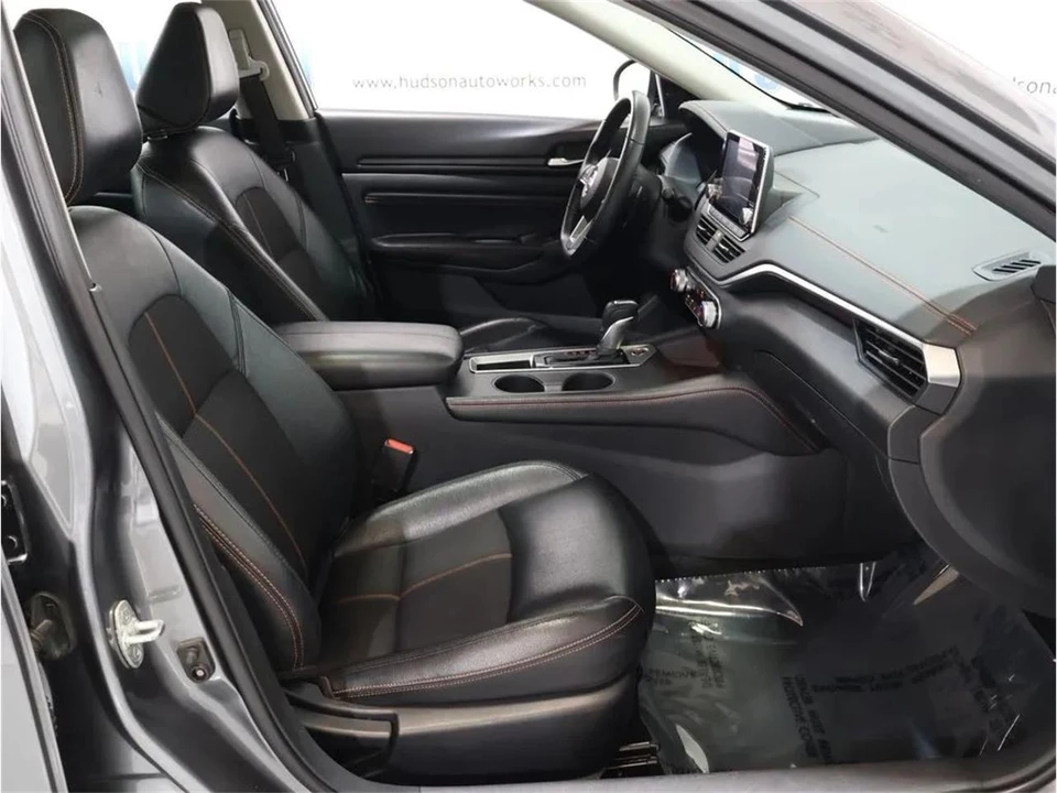 2020 Nissan Altima 6th Gen - Image 27 of 31