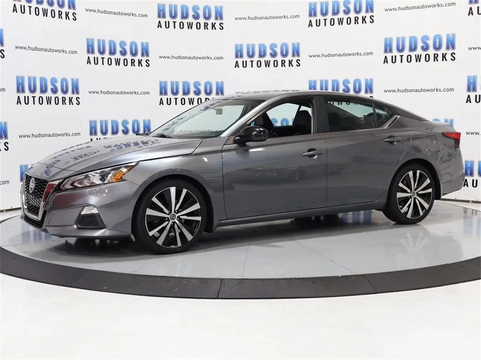 2020 Nissan Altima 6th Gen - Image 2 of 31