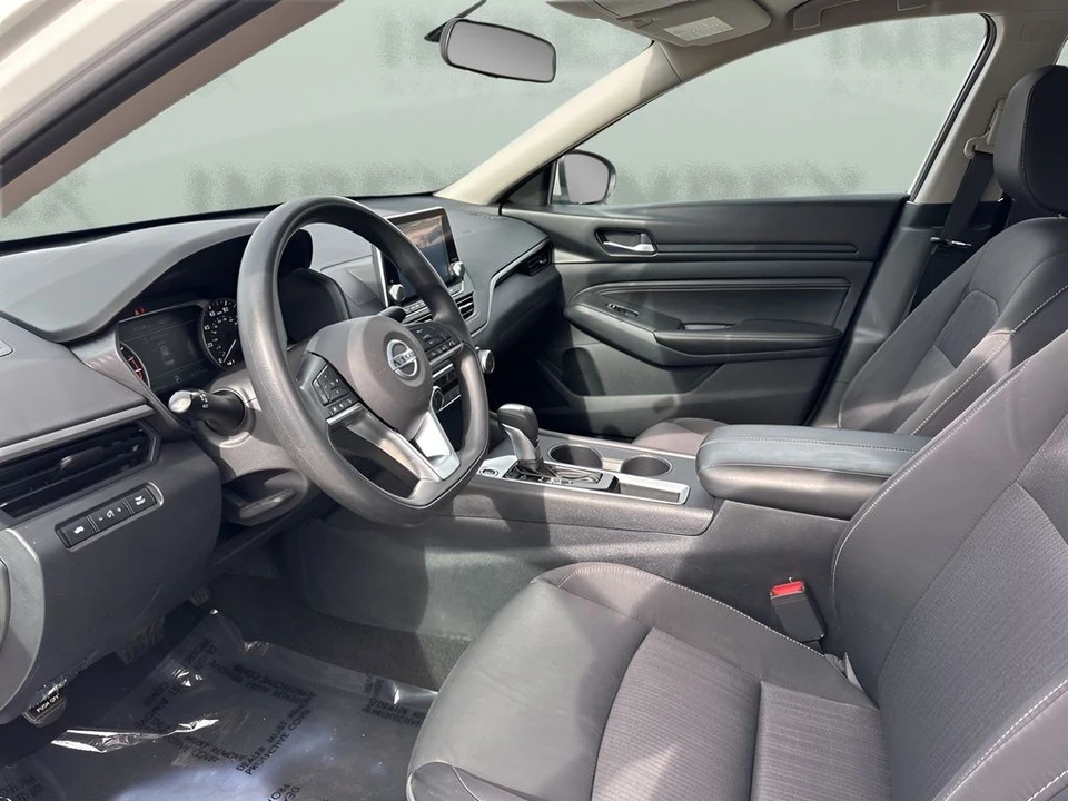 2020 Nissan Altima 6th Gen - Image 9 of 12