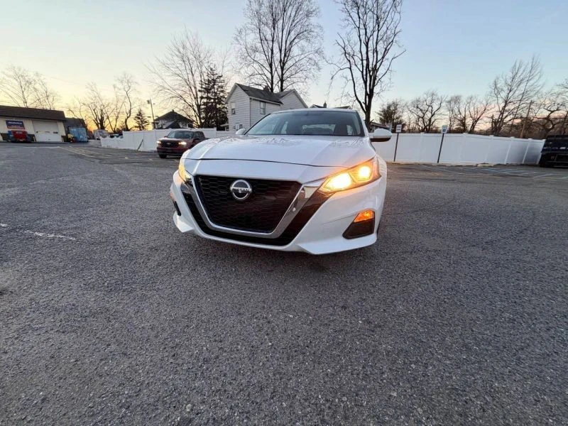 2020 Nissan Altima 6th Gen - Image 2 of 12