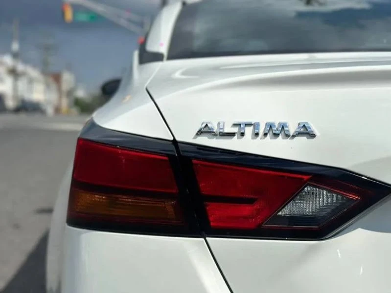 2020 Nissan Altima 6th Gen - Image 8 of 12