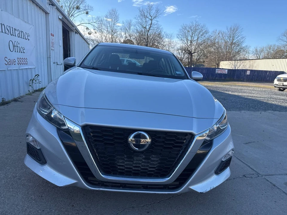 2020 Nissan Altima 6th Gen - Image 2 of 21