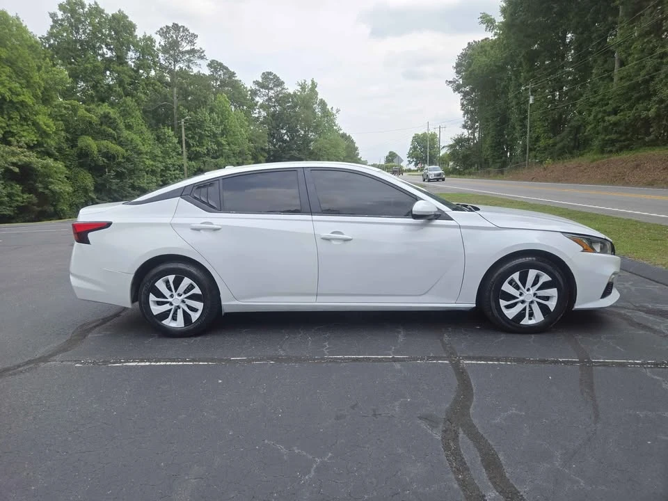 2020 Nissan Altima 6th Gen - Image 12 of 14