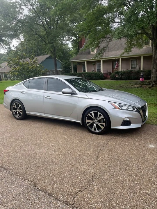 2020 Nissan Altima 6th Gen - Image 4 of 6