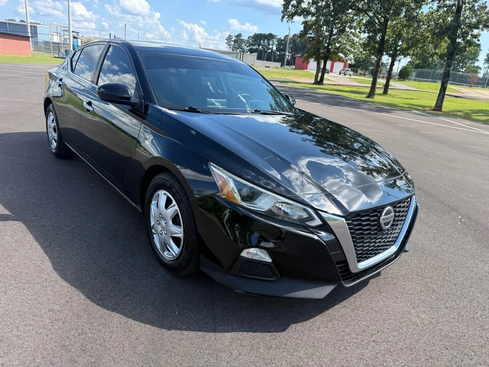 2020 Nissan Altima 6th Gen - Image 2 of 7