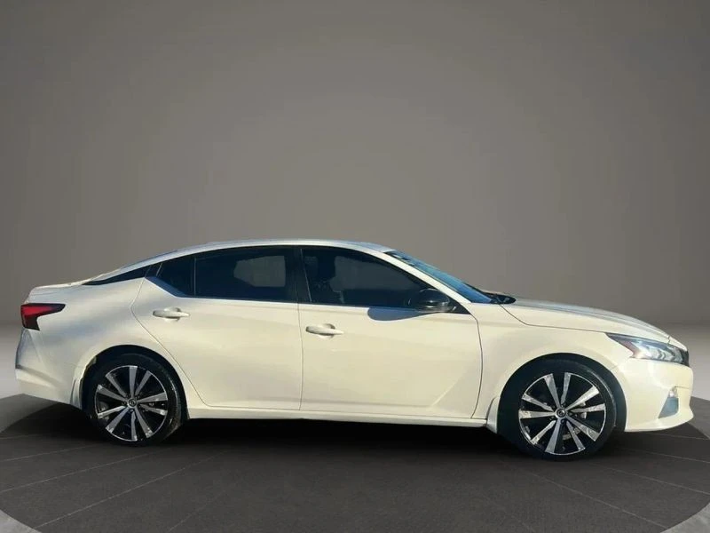 2020 Nissan Altima 6th Gen - Image 4 of 12