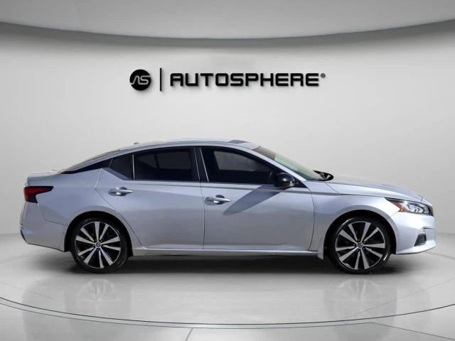 2020 Nissan Altima 6th Gen - Image 11 of 21