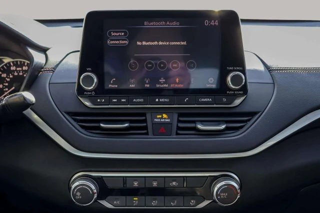 2020 Nissan Altima 6th Gen - Image 20 of 21