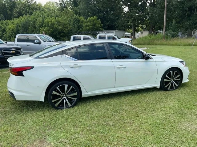 2020 Nissan Altima 6th Gen - Image 14 of 21